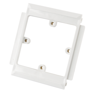 1 Gang Maxi Trunking Socket Plate White