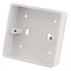 1 Gang 32 mm Deep PVCu Moulded Surface Pattress Back Box Round Corners With 20 mm Conduit KO White