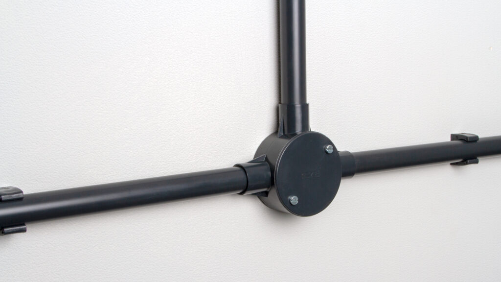 Anthracite conduit