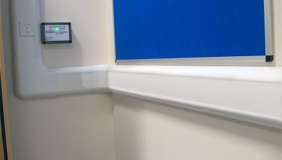 Merdian-dado-trunking_6681